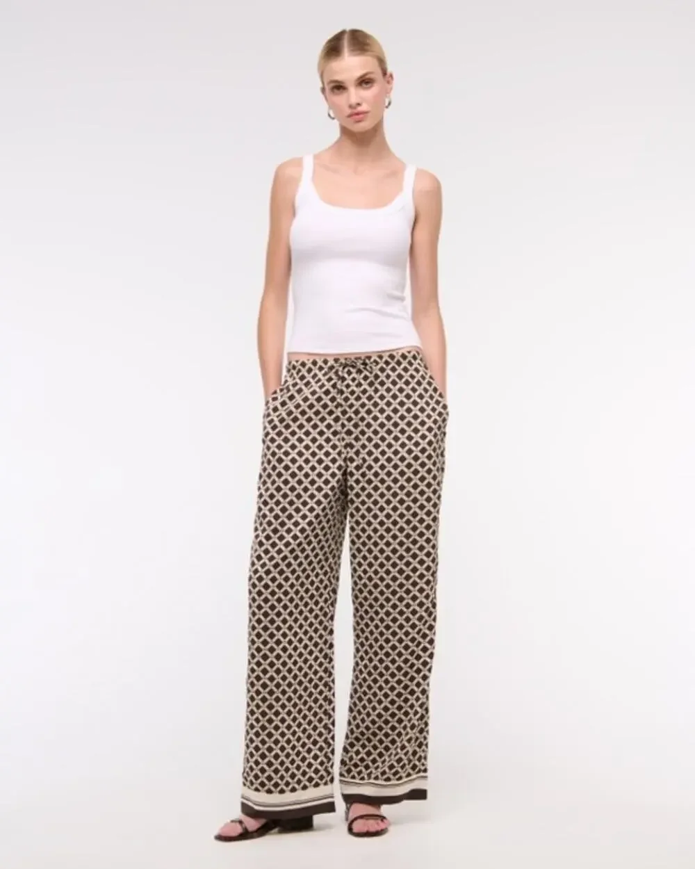 Abercrombie & Fitch Brown Geometric Wide Leg Drapey Pull On Pants Size Small